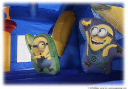 IMG 3322 1733282547 Minions Despicable Me XL Bounce and Slide Combo